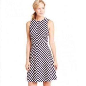 J McLaughlin dress striped medium sleeveless
